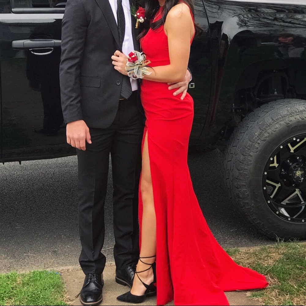 Red prom dress
